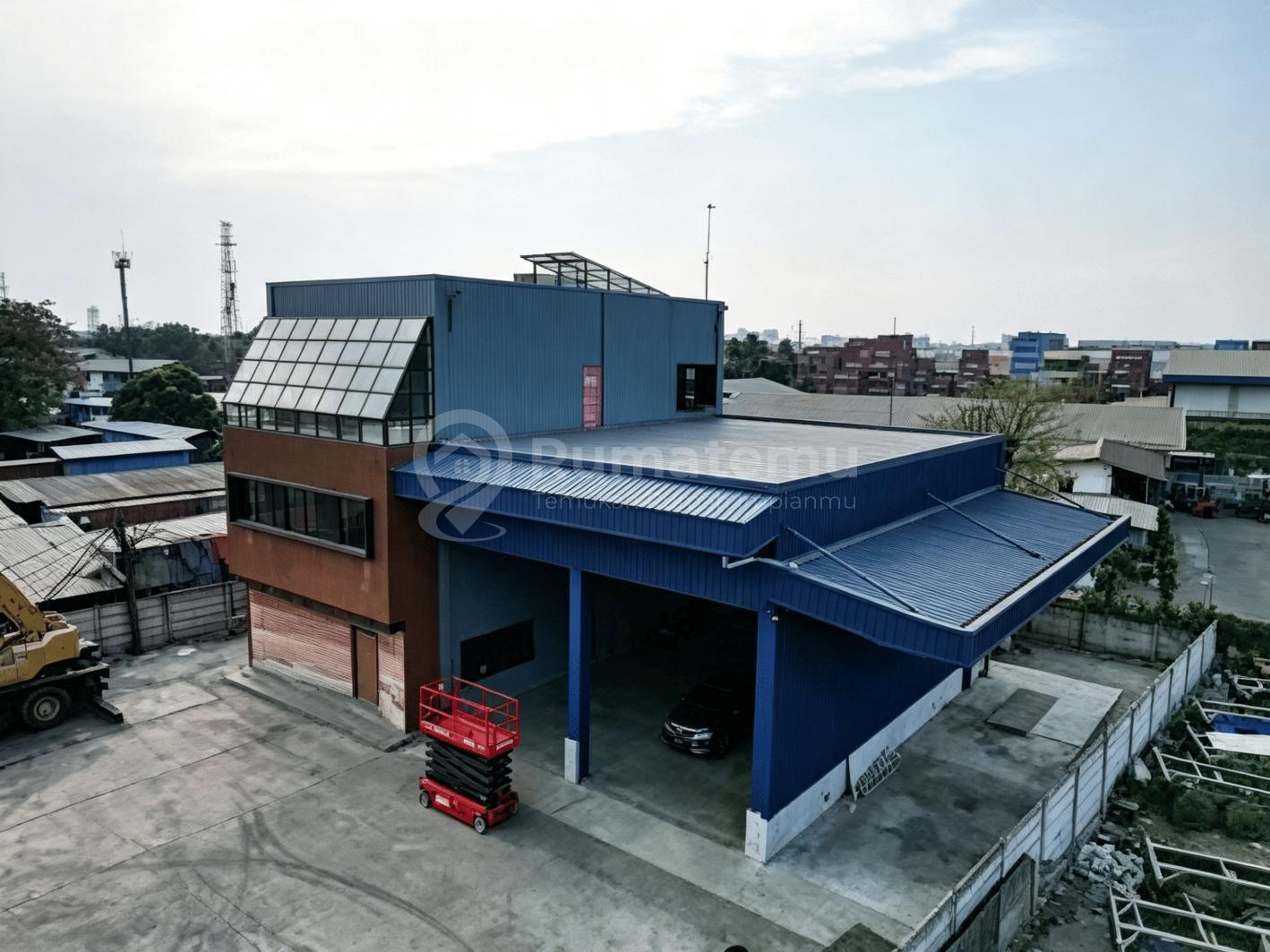 TERMURAH Dijual Tanah di Cakung Cilincing 2.200 m2 ADA GEDUNG