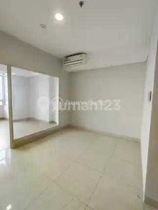 Jual Bu Apartemen Skandinavia Hadap Danau