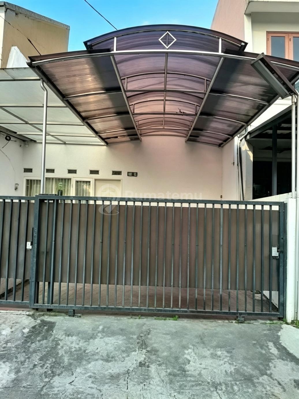 Dijual Rumah Lama Siap Huni Pondok Indah Jakarta Selatan
