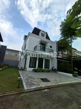Rumah Baru 3 Lantai 4 Kamar Tidur Hadap Selatan The Icon Bsd City