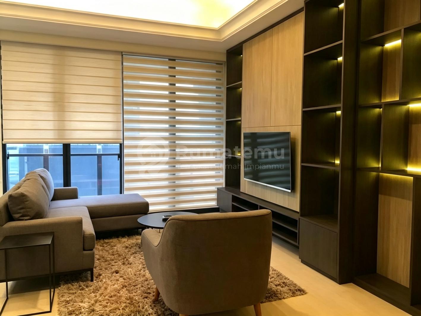 Disewakan Unit 3 Bedroom Good Furnished di District 8 Senopati