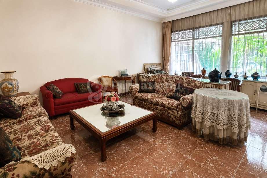 Jual Rumah Komplek Jalan Boulevard diarea Pulo Gadung, Jakarta Timur