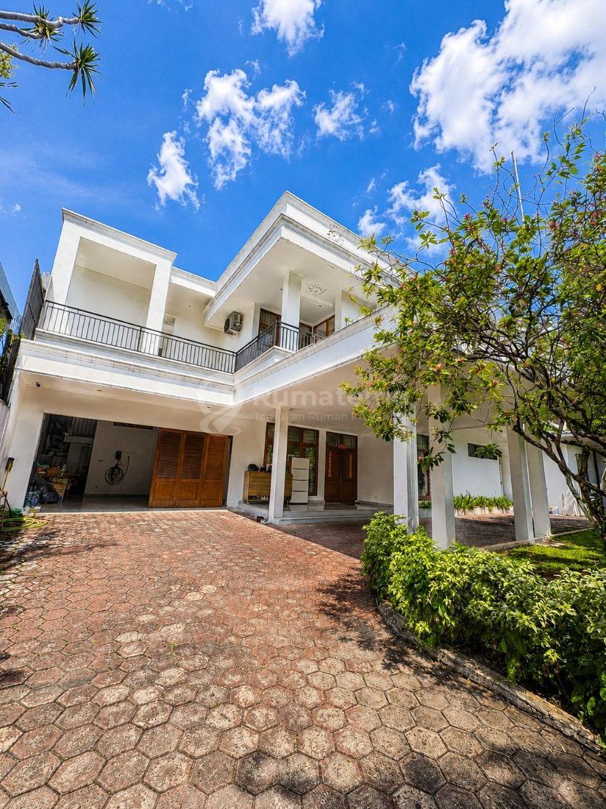 Disewakan Rumah Bagus Siap Huni Area Premium