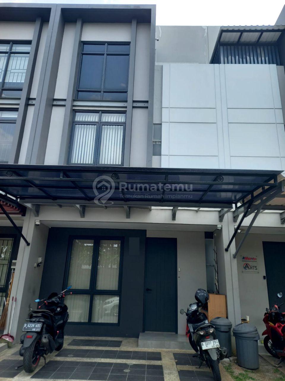 Ruko Siap Huni Latinos Business District BSD Lokasi Bagus