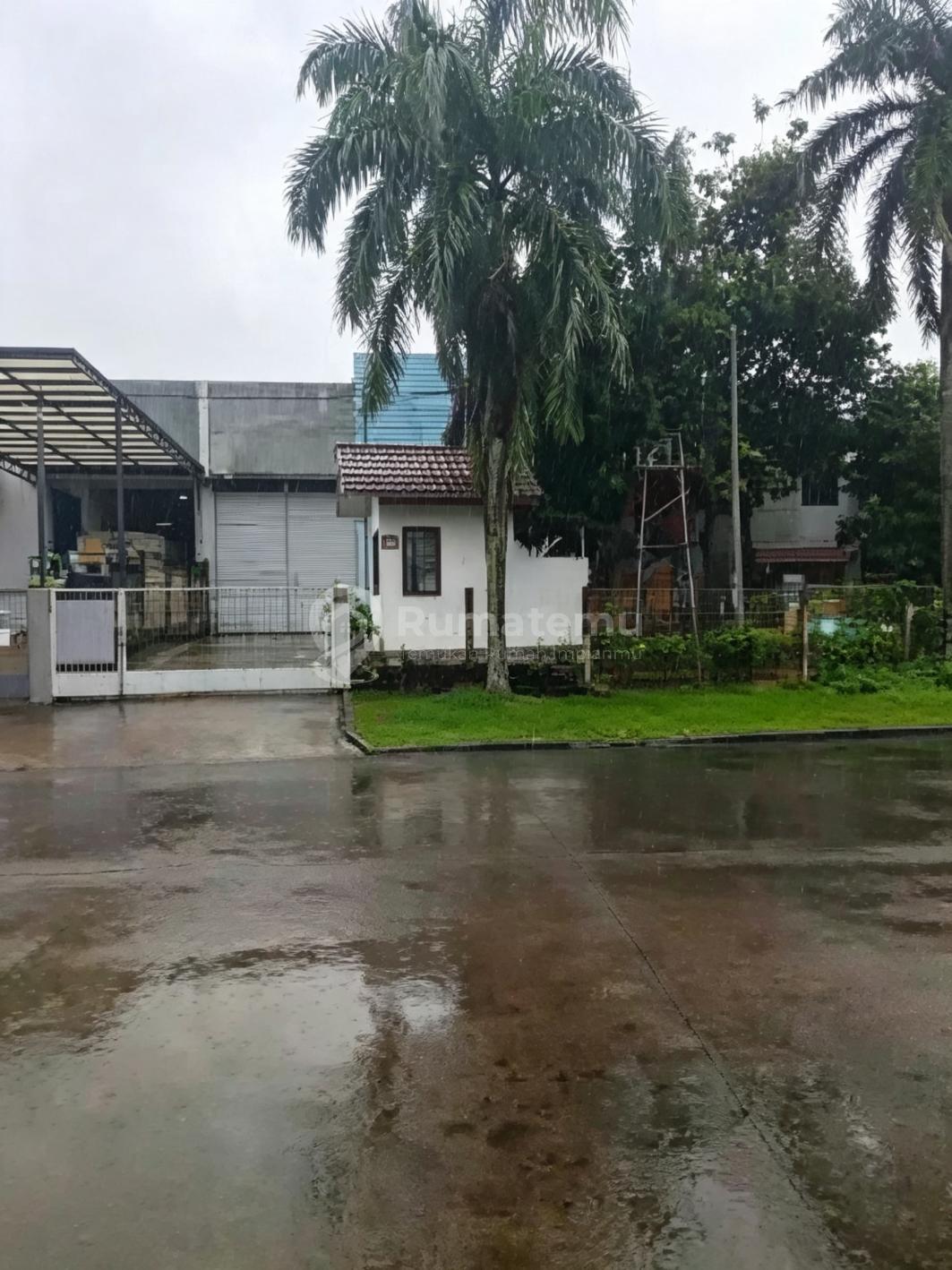 Disewakan Gudang Taman Tekno BSD City Tangerang Selatan Luas Tanah 1350 Luas Bangunan 1080M2 Harga Sewa 1,2 Miliar