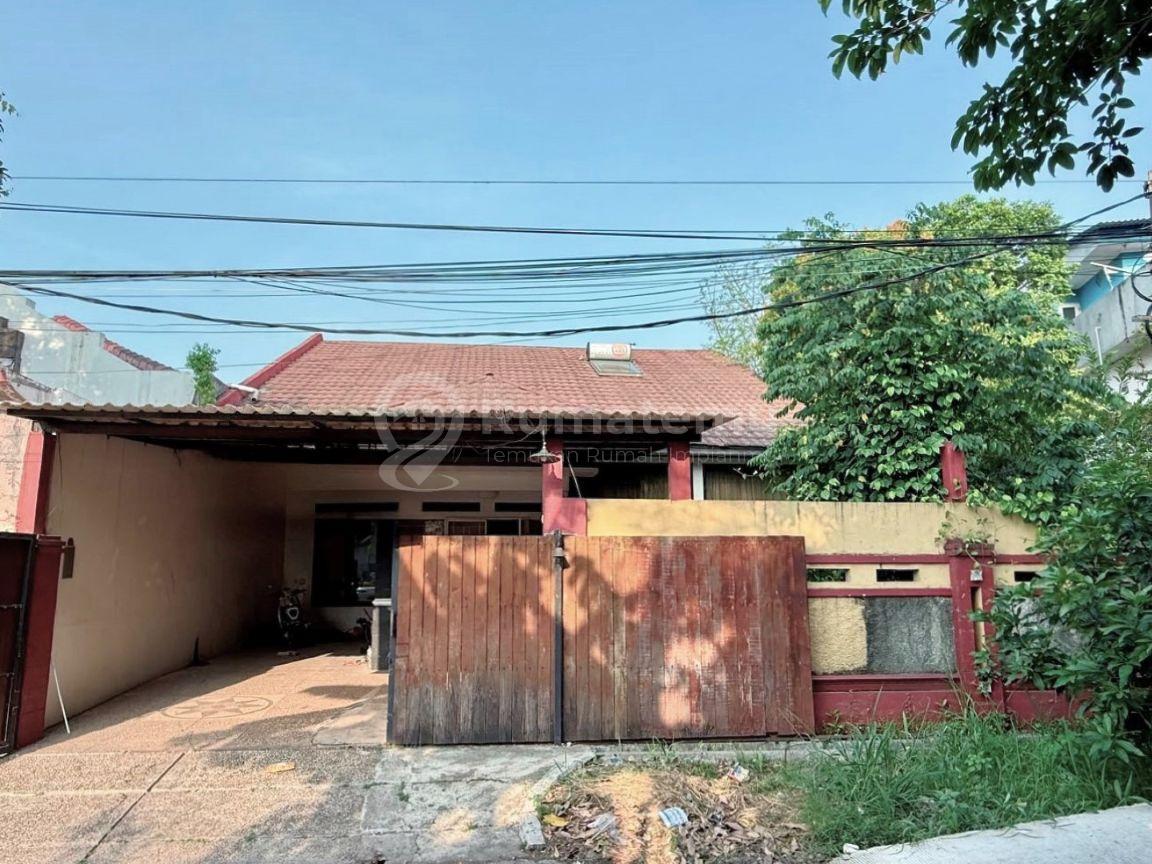 Rumah Hadap Taman Harapan Baru Regency Pulo Gebang Jakarta Timur