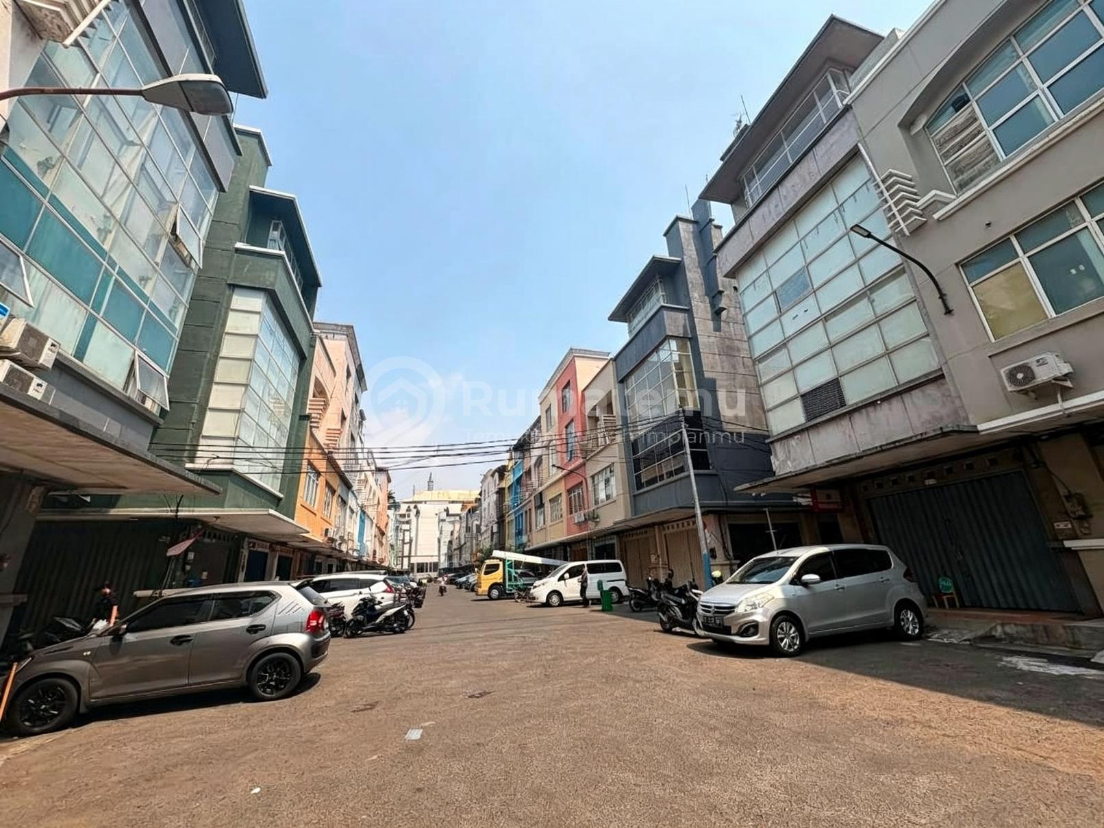 Disewa Ruko di Mutiara Taman Palem
