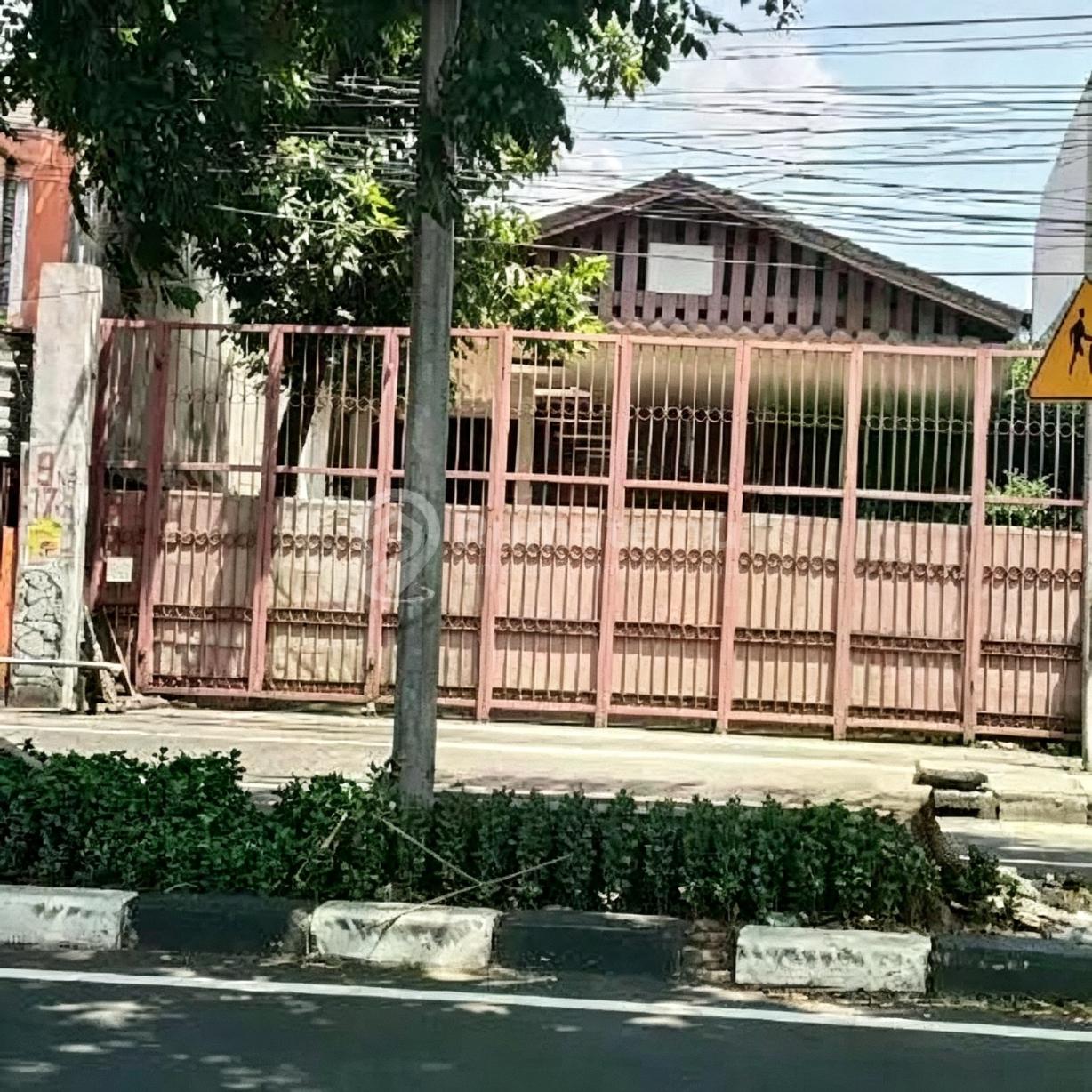 Gudang Murah Siap Huni Diklender Pinggir Jalan
