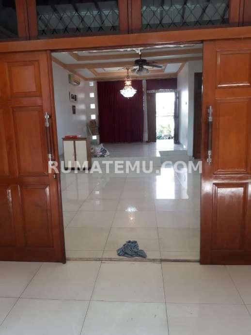 Dijual Rumah Besar 2 Lantai di Boulevard Galaxy Bekasi, SHM, Dekat Grand Galaxy Park