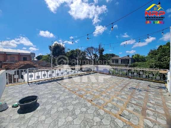 Ruko Ex Cafe Strategis di Tepi Jalan Rogojampi Banyuwangi Dijual, Cocok untuk Berbagai Jenis Usaha