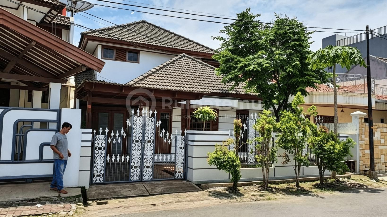 Dijual Rumah Citra Garden 1 Taman Depan Belakang, Kalideres, Jakarta Barat