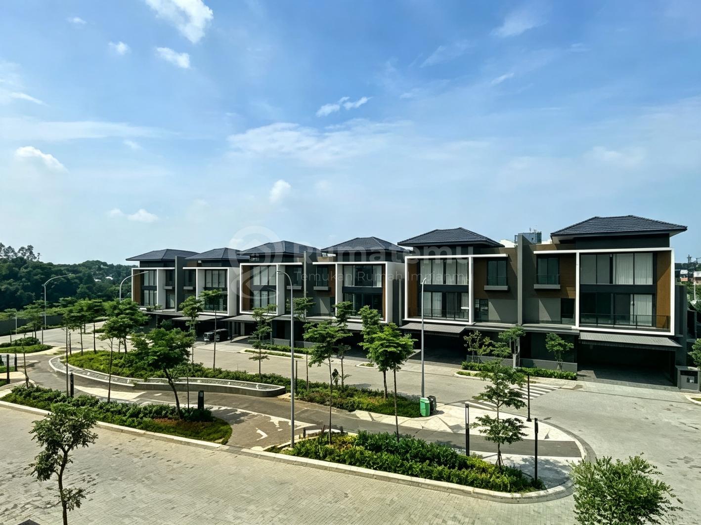 Layton, Navapark, BSD, Rumah Mewah Depan Taman. Botanical Park