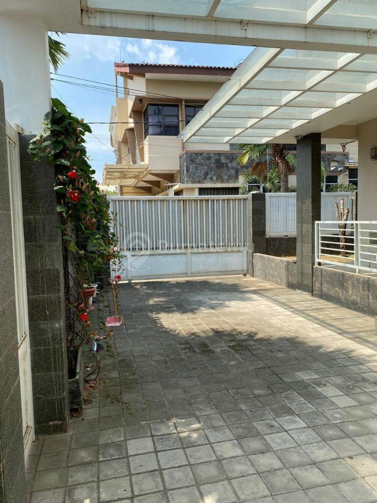 Rumah Mewah Antapani Dekat Arcamanik Bandung 