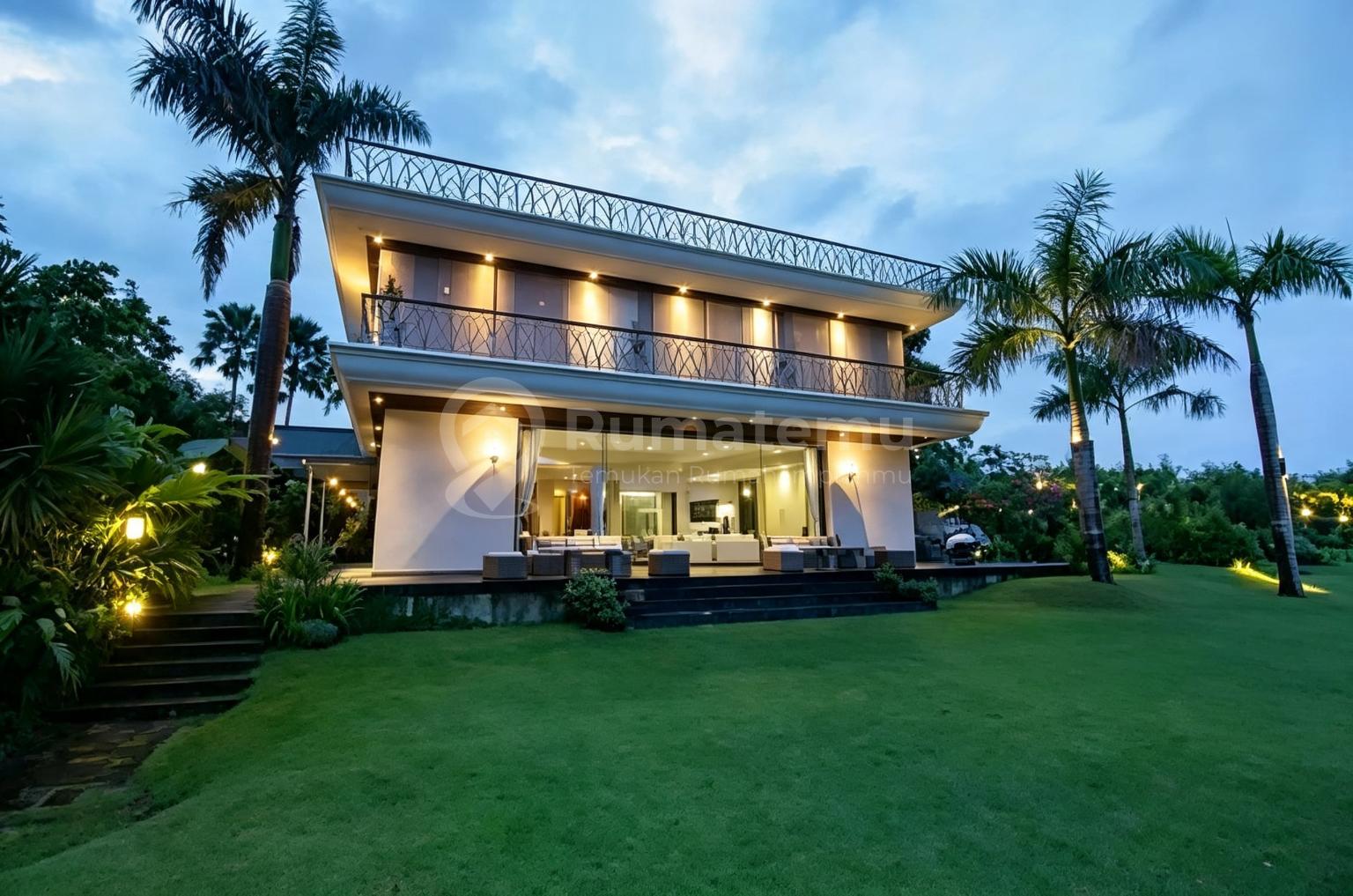 Ready For Rent 6 B R Luxury Villa In Canggu Bali