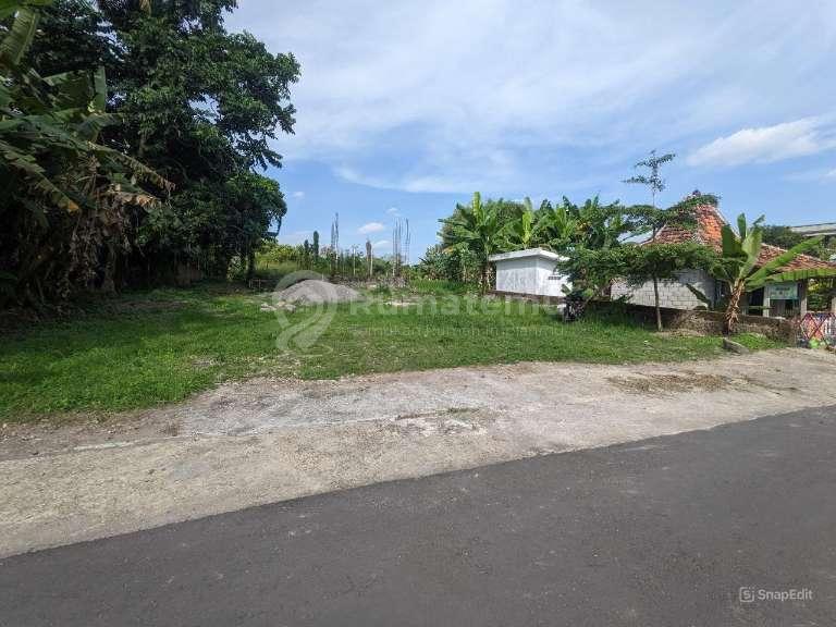 1 Menit Pasar Gentan Tanah Apik View Merapi SHM Pekarangan Jl Kaliurang Km 10 Cocok Villa