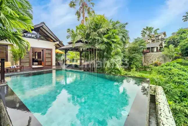 Rv-3296 Ocean-View Freehold Villa With Private Beach Access In Bukit