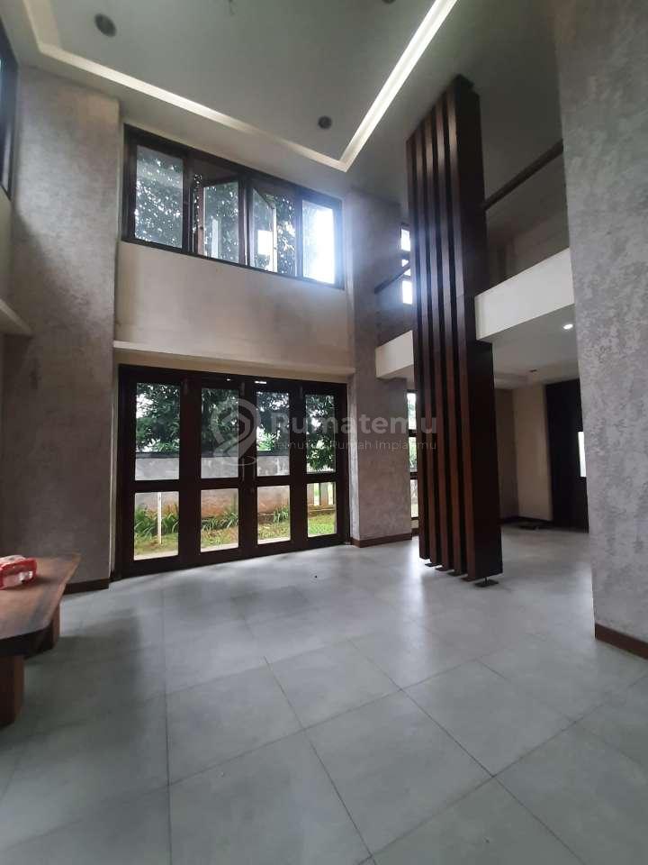 Rumah komplek Hook mewah dijual Cepat Rumah di Cinere, Pisangan Lokasi Strategis