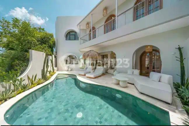 Ready For Yearly Rent 5 B R Beautyfull Villa In Canggu Bali