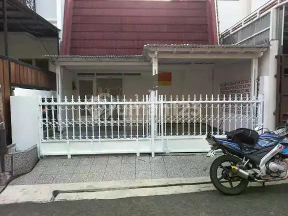 Rumah 1 Lantai di Pinang Mas Pondok Indah Harga 5,2 Miliar