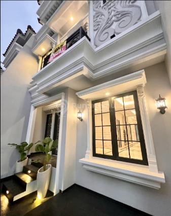 Brand New Modern Classic Dengan Private Pool Lokasi Strategis Di Kebagusan Pasar Minggu Jakarta Selatan. Unit Ready Siap Huni.