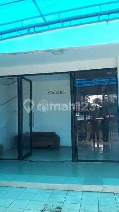 ruko 4 1/2 lantai murah disewakan cepat bs buat restaurant , kantor, dll