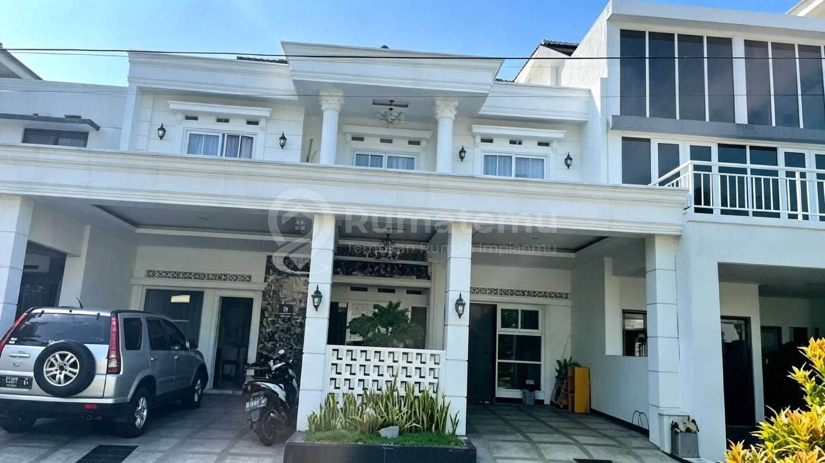 Dijual Rumah Cantik 2 Lantai di Margacinta Buah Batu Bandung, Desain Modern