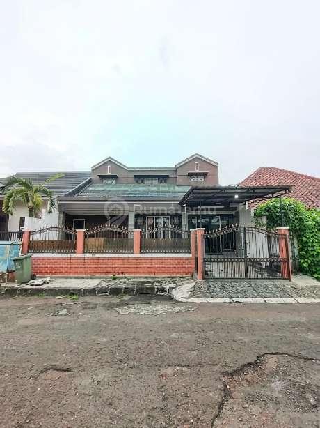 Rumah Mewah Murah Tanah Luas Dalam Komplek Eksklusif Di Cikunir