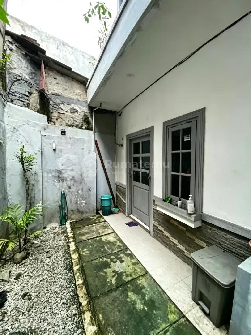 Rumah Sangat Murah Siap Huni Lokasi Strategis di Matraman Jakpus