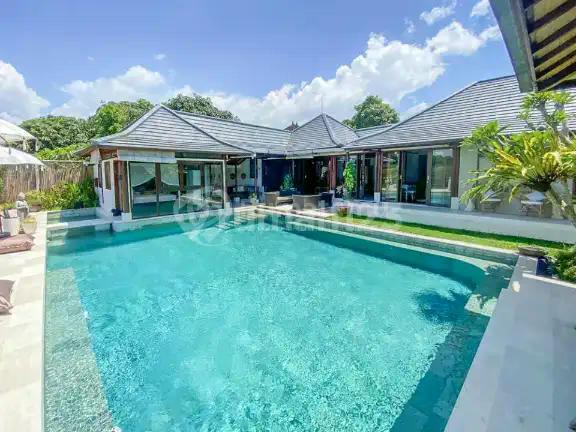 Ready For Rent Beautyfull 4 B R Villa In Buduk Bali