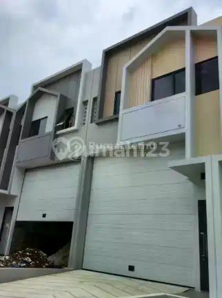 Gudang Taman Tekno X Luas Tanah 120M Bangunan 138M