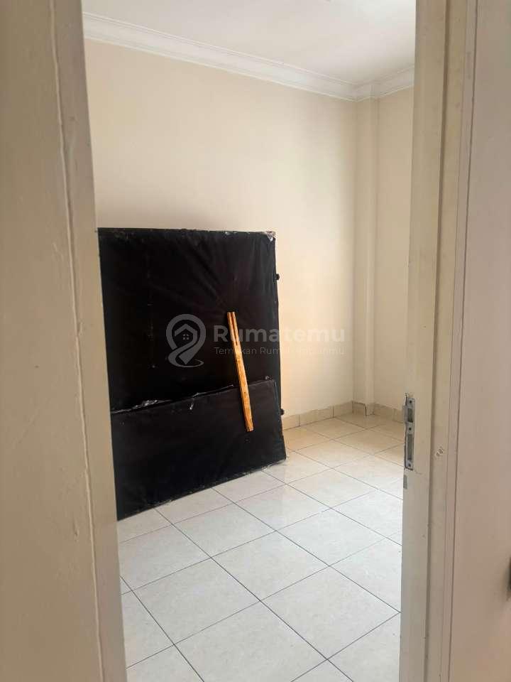 Di Sewakan Town House Apartement City Resort 