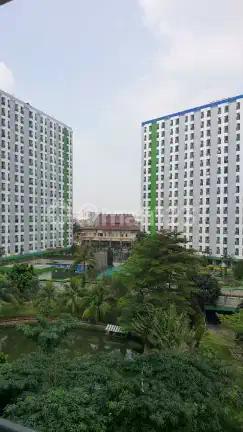 Murah 2 Unit Apartemen Studio Lantai 5 Green Lake View Ciputat