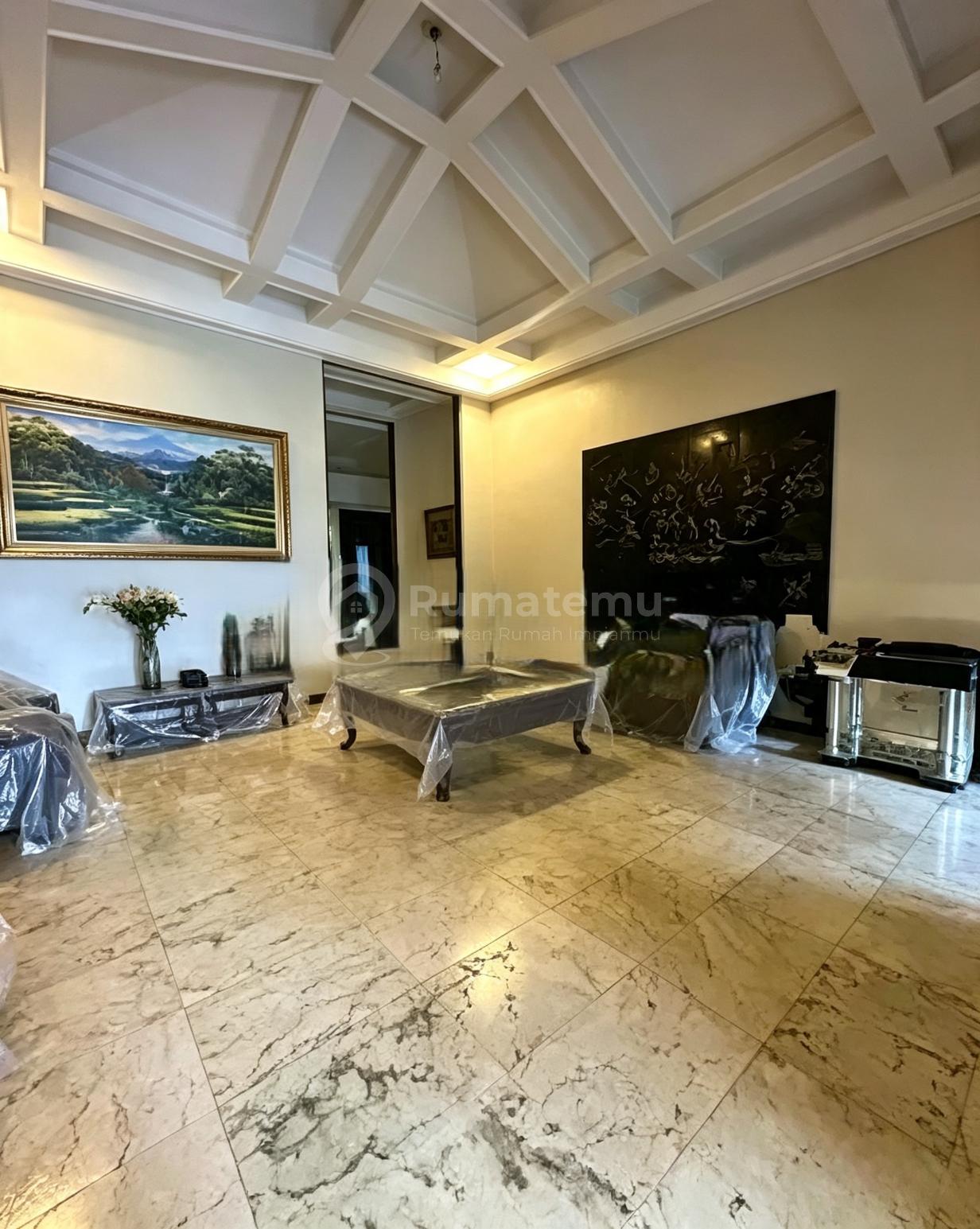 Rumah Premium Menteng Luas 611 Hadap Utara