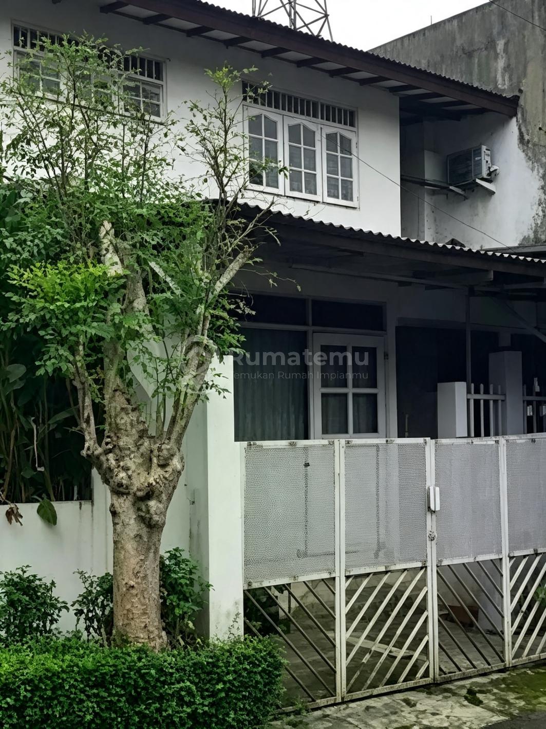Dijual Rumah Murah Lokasi Strategis Di Bintaro Sektor 2