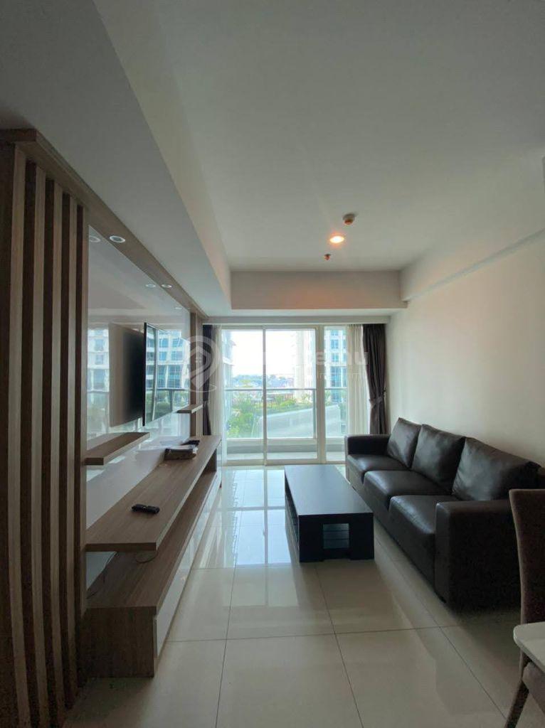DISEWAKAN APARTEMEN 3 BR THE KENSINGTON ROYAL SUITES KELAPA GADING JAKARTA UTARA