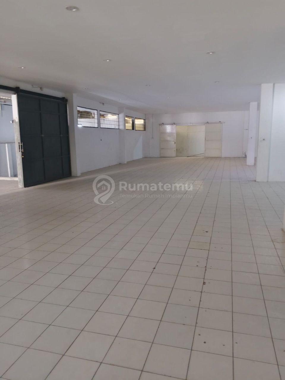 Disewakan Kantor dan Gudang di Kosambi
