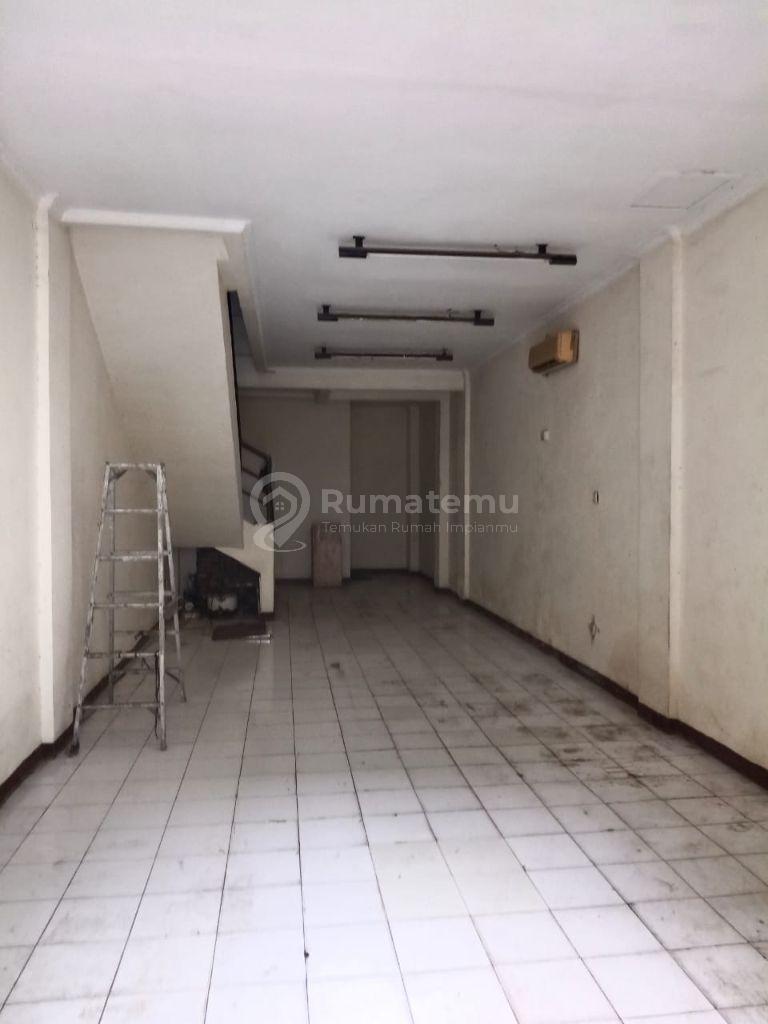 Disewakan Ruko di Taman Palem Lestari Komplek 1000