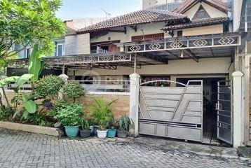 Rumah Carport 4 Mbl Dkt Apart, Pst Kuliner di Kebon Jeruk. 20667