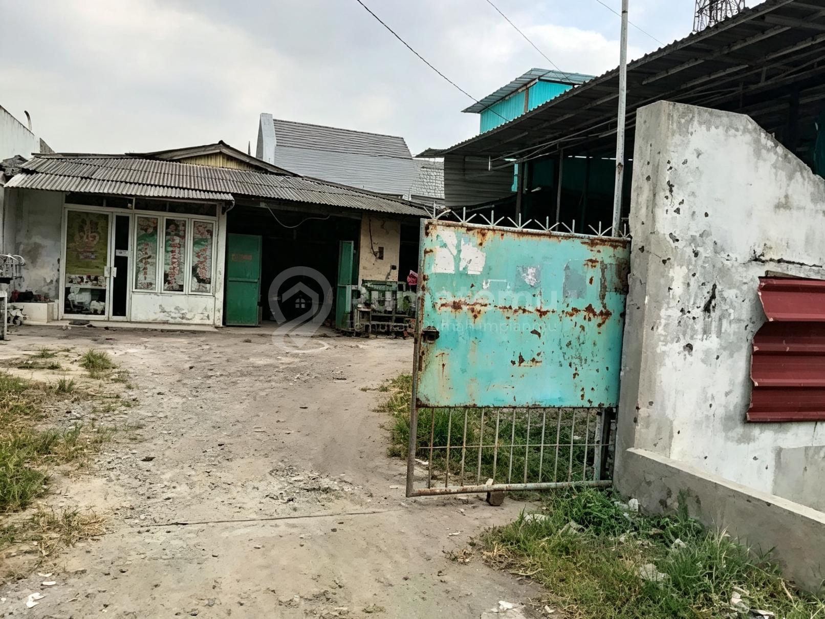 Gudang Hitung Tanah Di Semanan Kalideres Jakarta Barat
