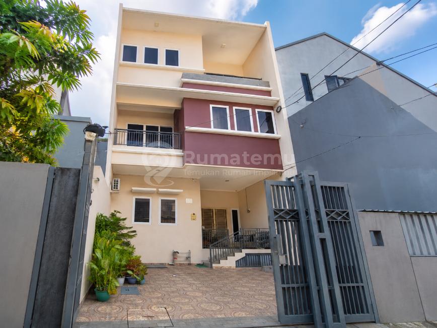 RUMAH SUNTER AGUNG SEMI FURNISH DESIGN MODERN JAKARTA UTARA