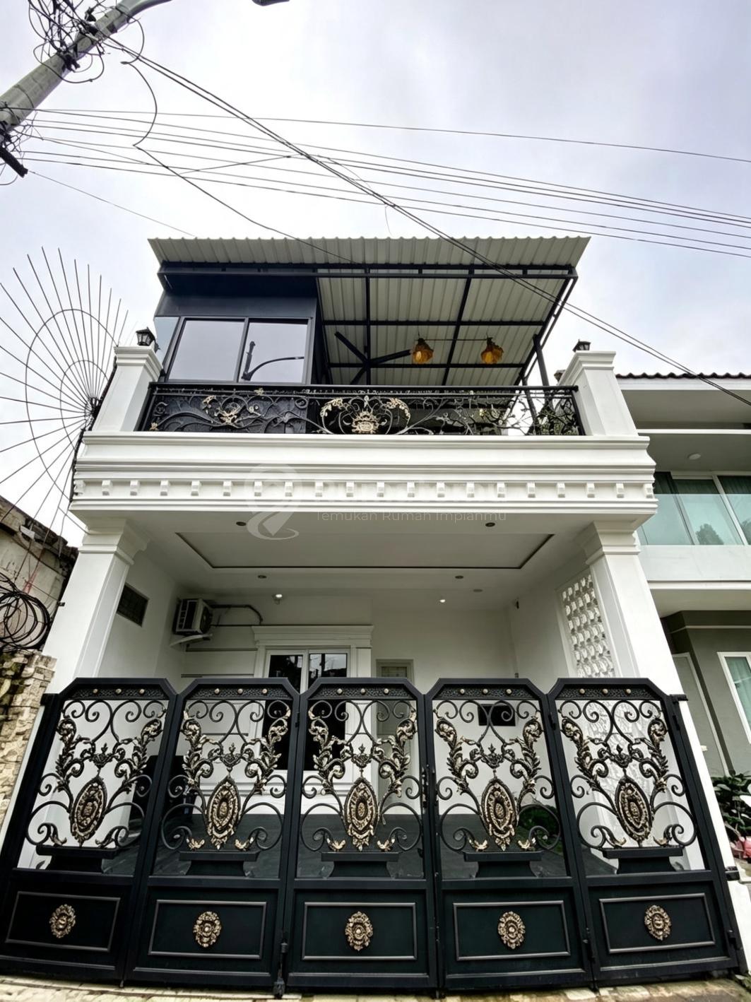 DiJual Rumah 2 Lantai Siap Huni Di Cluster Meruya Park Residence Jakarta Barat