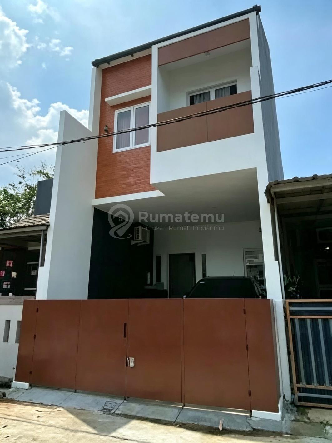 Rumah 2 lantai cantik strategis murah siap huni Cendana Residence