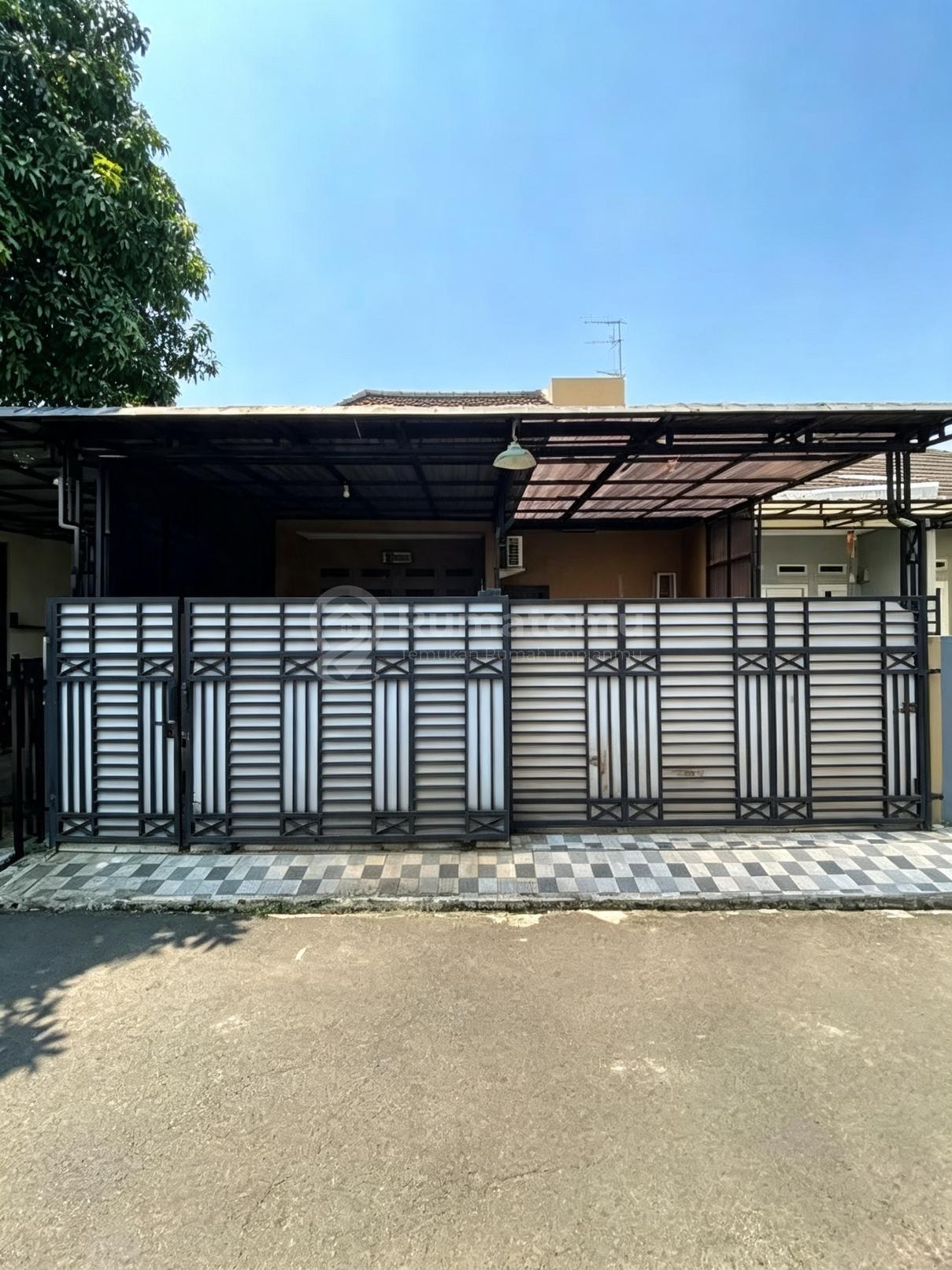 Rumah 2 Lantai Bagus Murah Bebas Banjir Lokasi Strategis di Bintara Bekasi