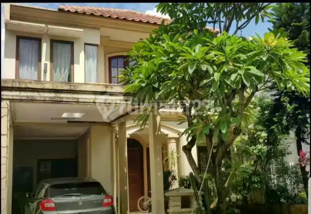 Rumah Cantik Strategis Cluster Favorit Siap Nego