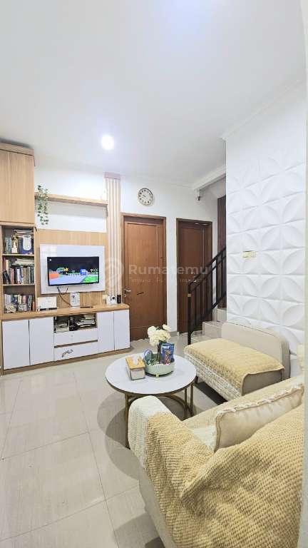 Jual Rumah Furnished Cluster Calista Regency 9 Condet