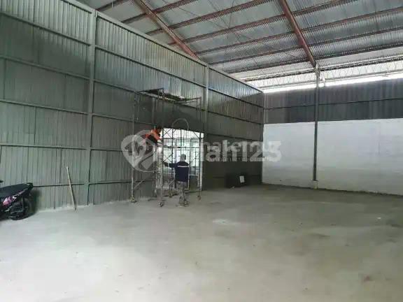 Gudang Sunter Luas Tanah 1500 bisa Masuk Kontainer 40 Feet