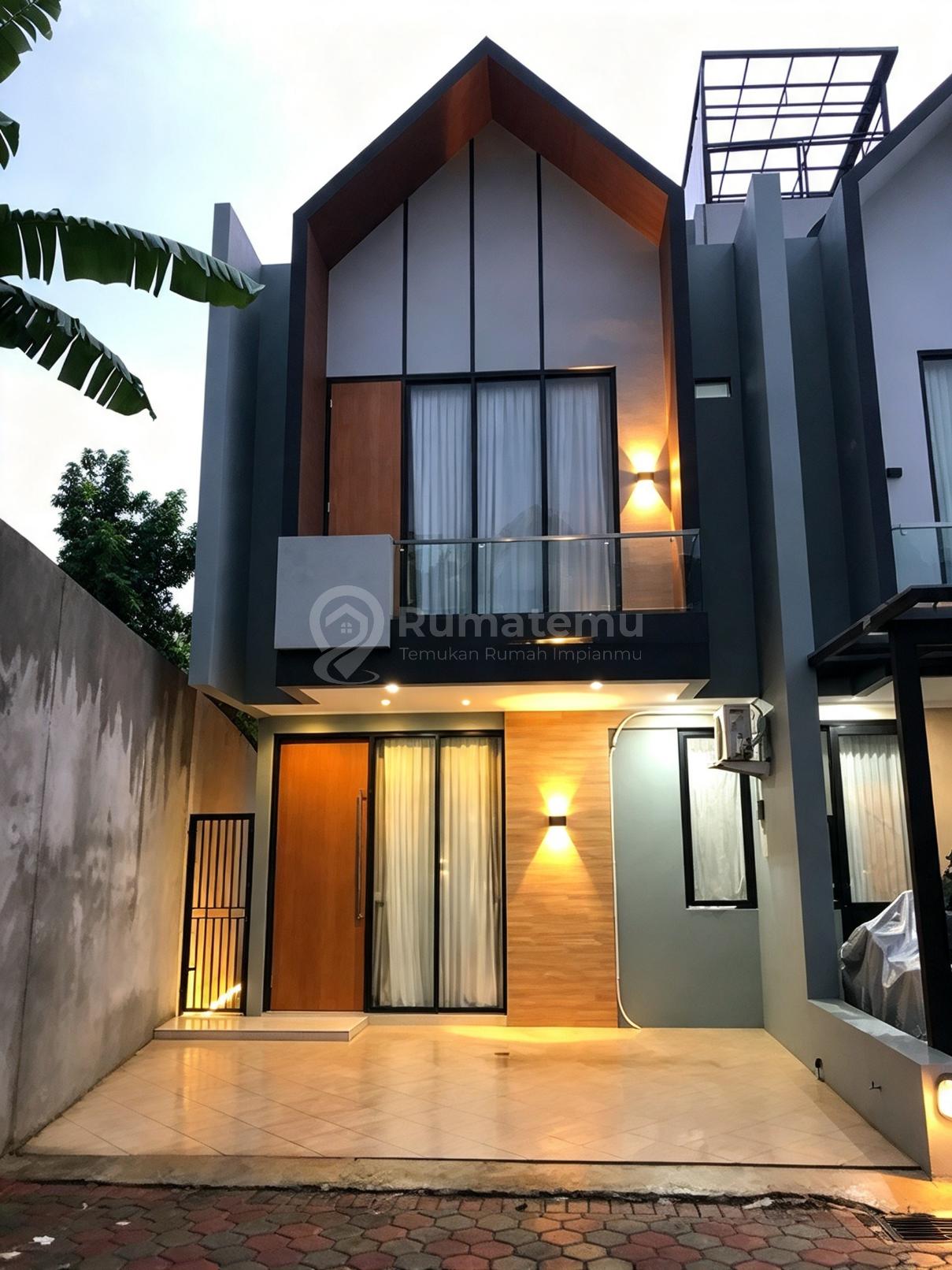 Murah Jual Cepat Rumah 3 Lantai di Cipedak Srengseng Sawah Jagakarsa Jakarta Selatan - Modern Rooftop Garden & Kolam Renang Pribadi Lokasi Strategis