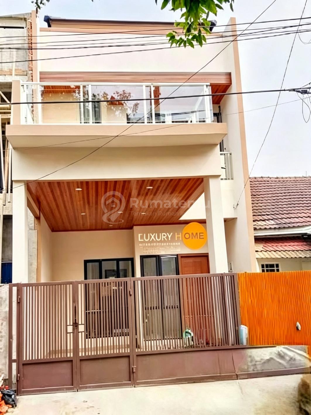 Rumah Bangunan Baru Model Minimalis Modern di Melati Mas