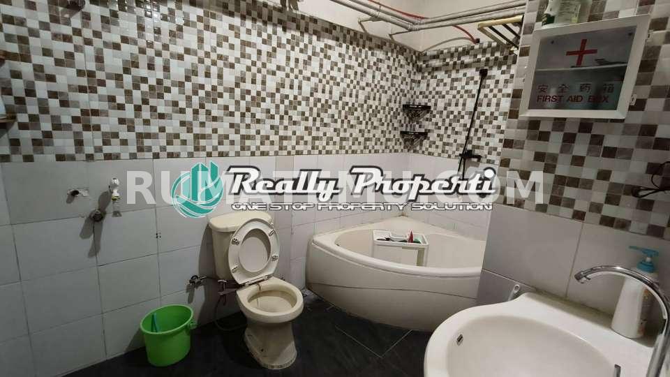 Dijual Tempat Usaha 2 ½ Lantai Lokasi Strategis di Pondok Bambu Jakarta Timur