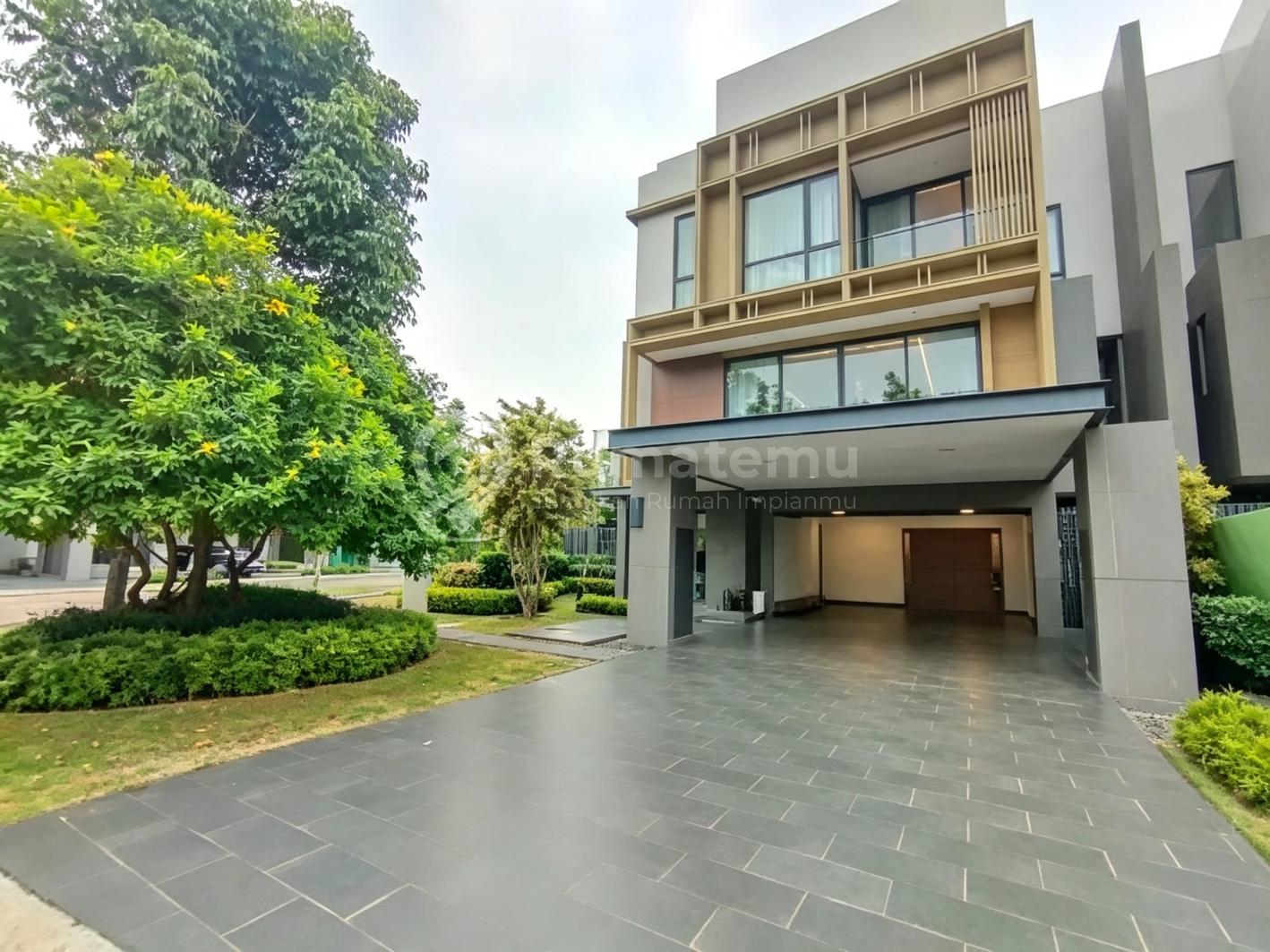 Rumah 3 lantai lebar 12 meter sisa 3 unit saja Enchante BSD City